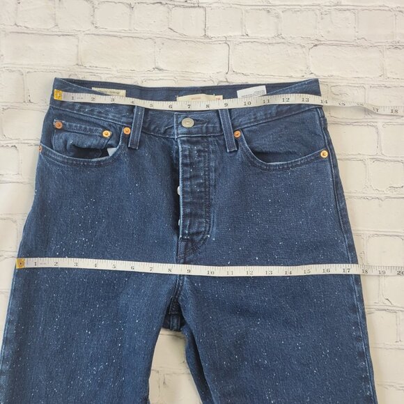 Levi’s Women’s Premium denim Wedgie jeans size 28 navy blue with dots - Picture 2 of 11